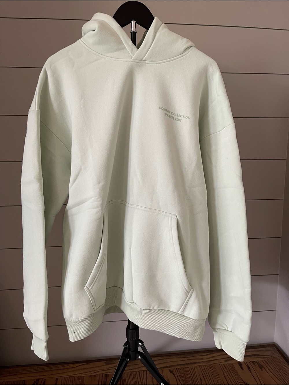 Comfrt Collection Pastel Edit Hoodie – Mint – Size Large